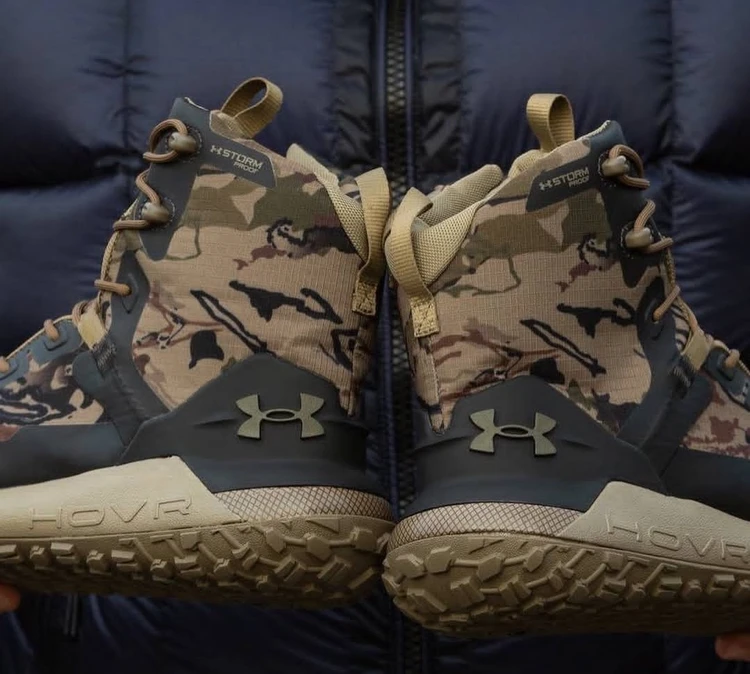 کتونی نیم بوت آندرآرمور هاور استورم ارتشی سایز ۴۰ تا ۴۵  Under Armour HOVR Storm