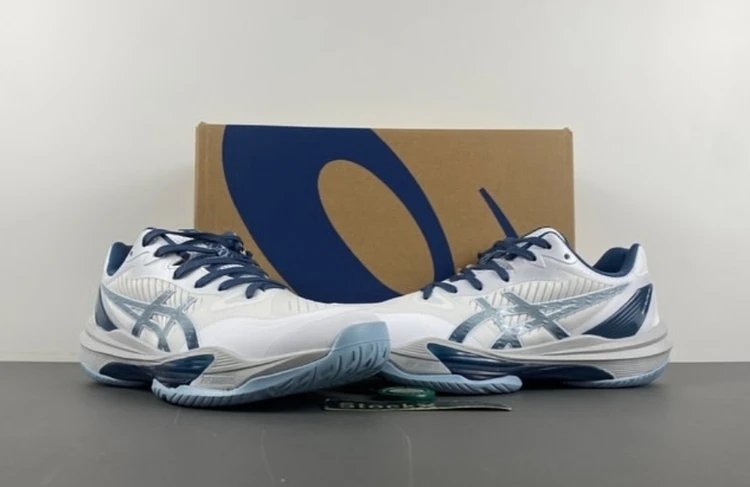 کتونی اسیکس سفید آبی تنیس مستر کوالیتی ویتنام سایز ۴۰ تا ۴۵  ASICS Sky Elite FF 3 Volleyball Shoes