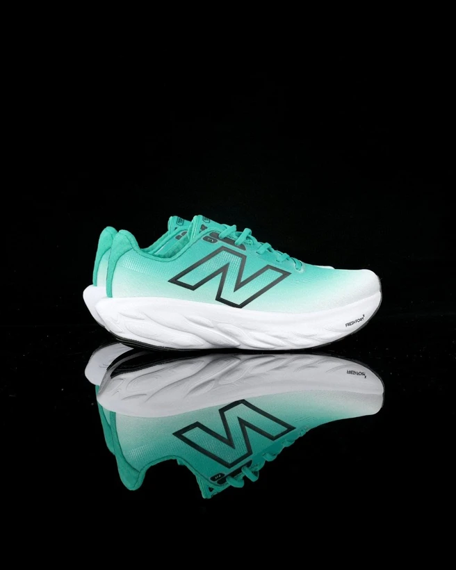 کتونی نیوبالانس فرش فوم سایز ۴۱ تا ۴۵  New Balance Fresh Foam X 1080v13