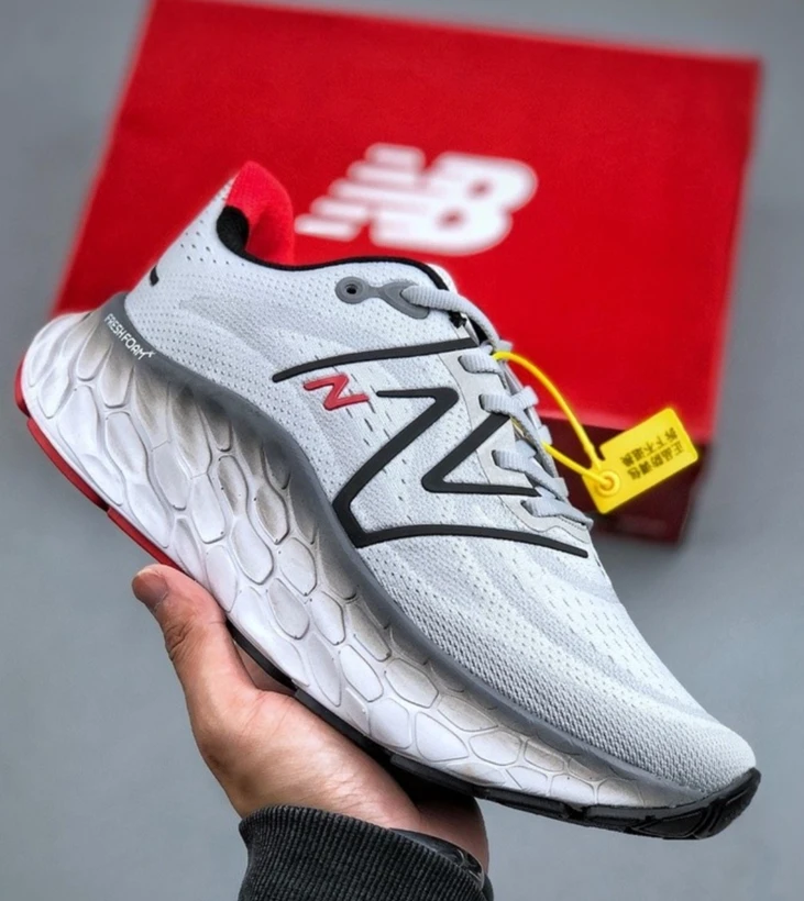 کتونی نیوبالانس فرش فوم تریل وی 4 سایز ۴۱ تا ۴۵ New Balance Fresh Foam X More v4