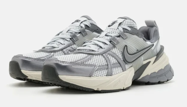 کتونی نایک سایز ۴۰ تا ۴۵ Nike Wmns V2K Run 'Year of the Dragon
