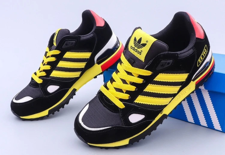 کتونی آدیداس زد ایکس 750 سایز ۴۰ تا ۴۵ Adidas ZX 750