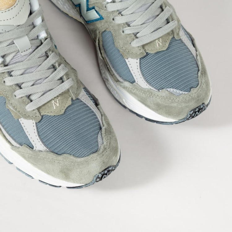 کتونی نیوبالانس 2002 سایز 40 تا 45 Newbalance 2002