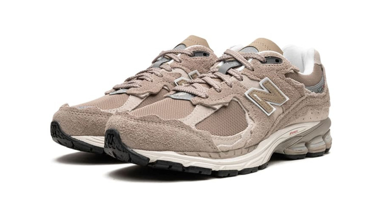 کتونی نیوبالانس 2002 سایز 40 تا 45 Newbalance 2002