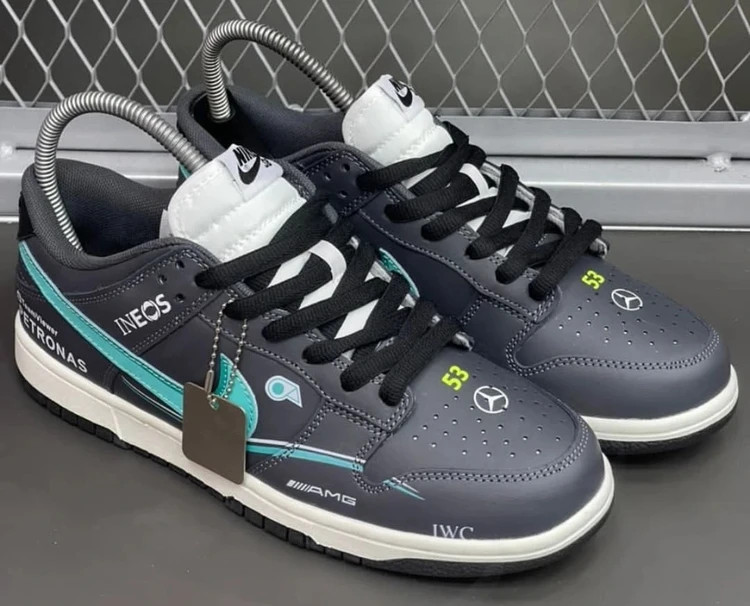 کتونی نایک دانک اس بی بنز سایز ۴۰ تا ۴۵ Nike Dunk Low Pro
