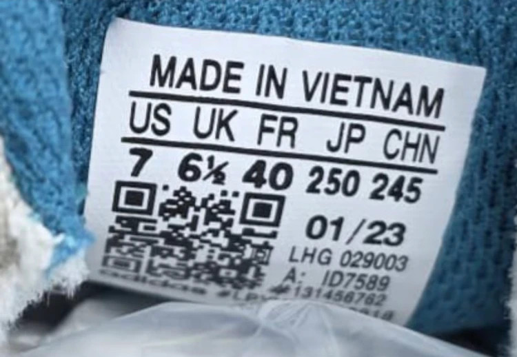 کتونی آدیداس تورشن سوپر مستر کوالیتی ویتنام سایز ۴۰ تا ۴۵ Adidas END. x Torsion Super 'Equals