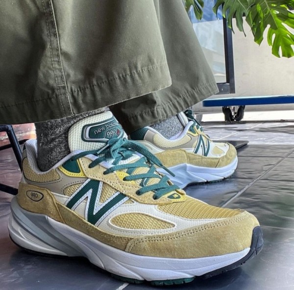 کتونی نیوبالانس 990 مستر کوالیتی ویتنام سایز ۴۰ تا ۴۵  Newbalance 990