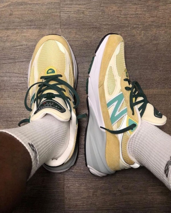 کتونی نیوبالانس 990 مستر کوالیتی ویتنام سایز ۴۰ تا ۴۵  Newbalance 990