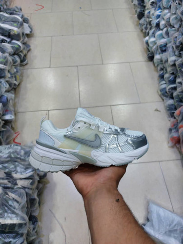 کتونی نایک کشلون V2K ویتنام مستر کوالیتی سایز ۳۷ تا ۴۰ Nike V2K