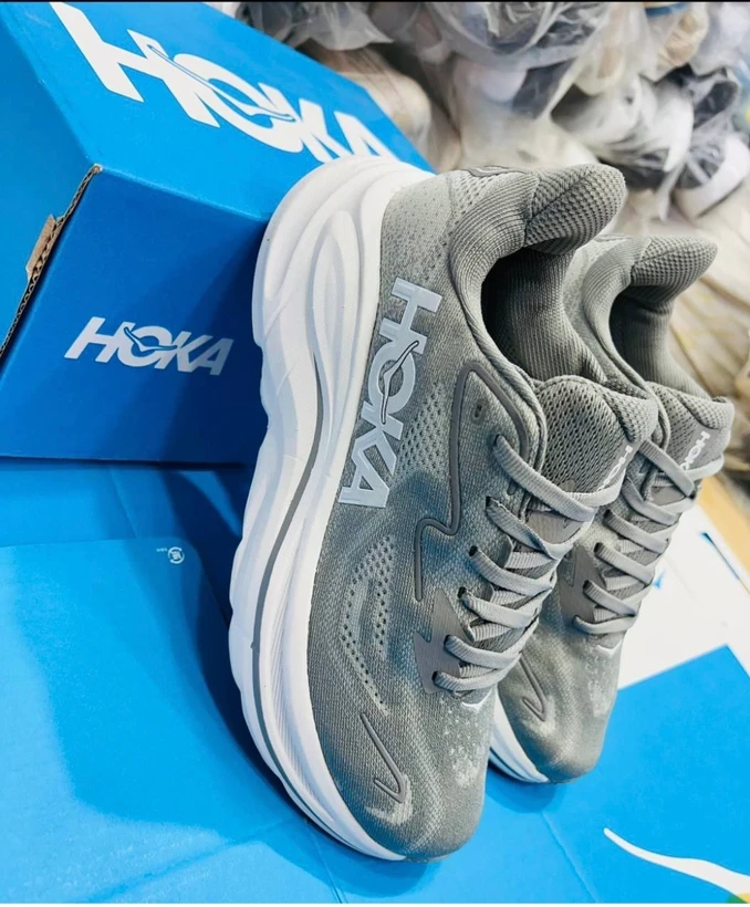 هوکا باندی ۹ ویتنام مستر کوالیتی سایز ۴۰ تا ۴۵ Hoka bondi 9