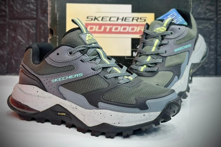 کتونی اسکیچرز مستر کوالیتی ویتنام سایز ۴۰ تا ۴۵ Skechers Archfit