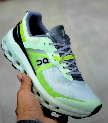 کتونی کیوسی (آنرانینگ) کلود ویستا مستر کوالیتی ویتنام سایز ۴۰ تا۴۵ On Cloudvista