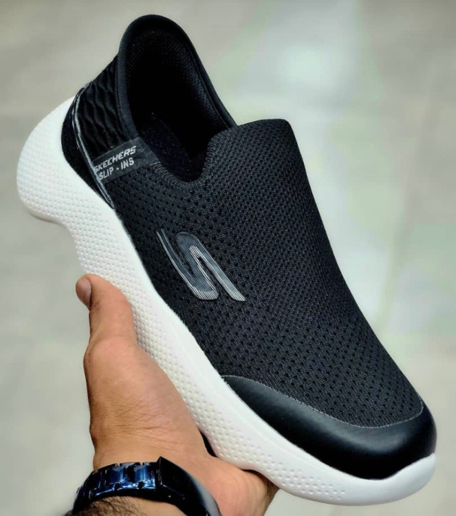 کتونی اسکیچرز سایز ۴۰ تا ۴۵ Skechers