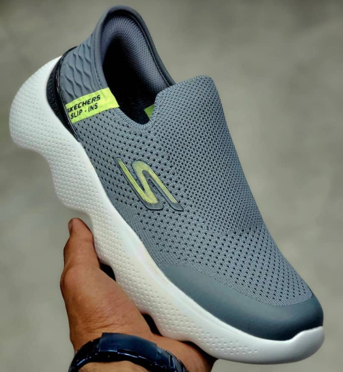 کتونی اسکیچرز سایز ۴۰ تا ۴۵ Skechers