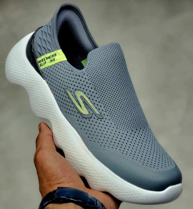 کتونی اسکیچرز سایز ۴۰ تا ۴۵ Skechers