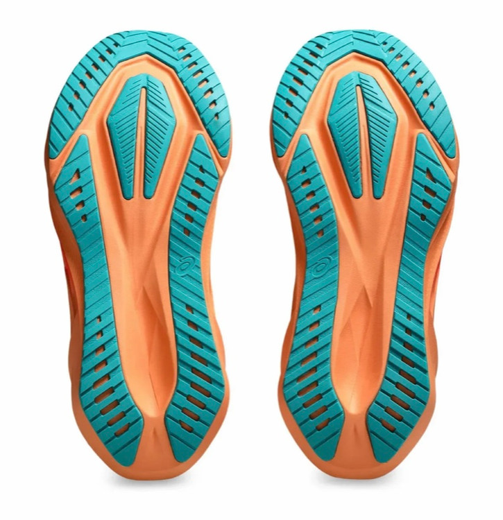 کتونی اسیکس نوابلاست ۵ سایز ۳۷ تا ۴۰ Asics novablast 5