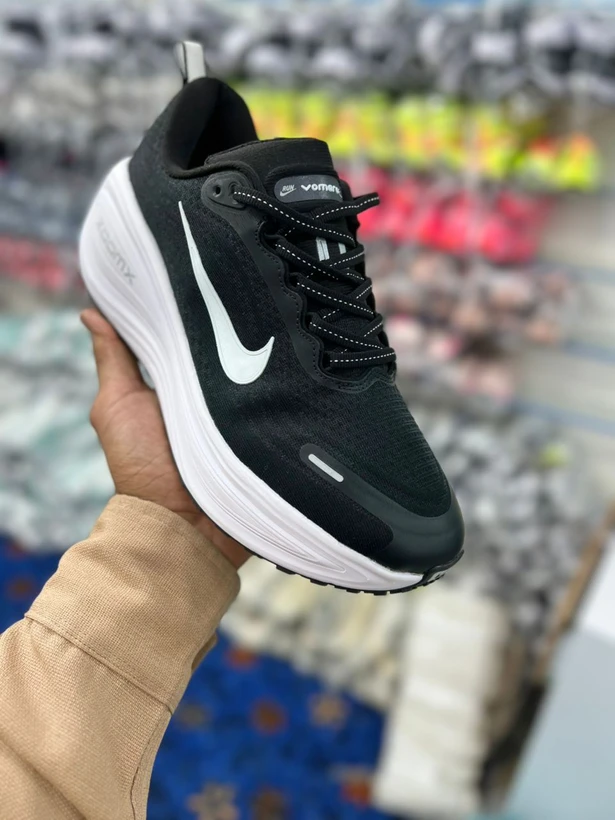 نایک ایر زوم ومرو سایز ۳۷ تا ۴۰ Nike Air zoom vomero