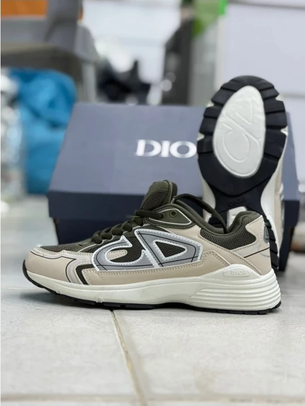 کتونی دیور سایز ۴۰ تا ۴۵ Dior