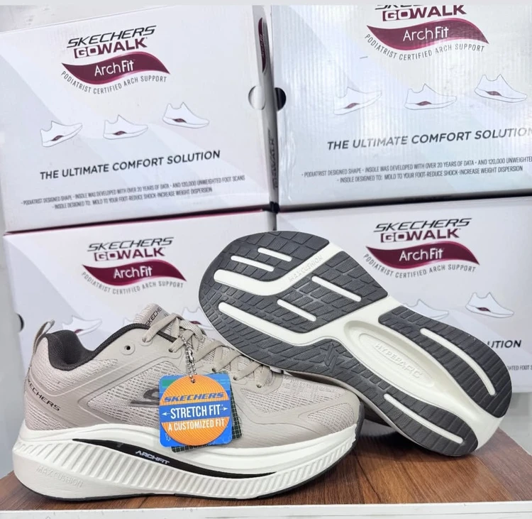 کتونی اسکیچرز go run سایز ۴۰تا ۴۵  SKECHERS GO RUN