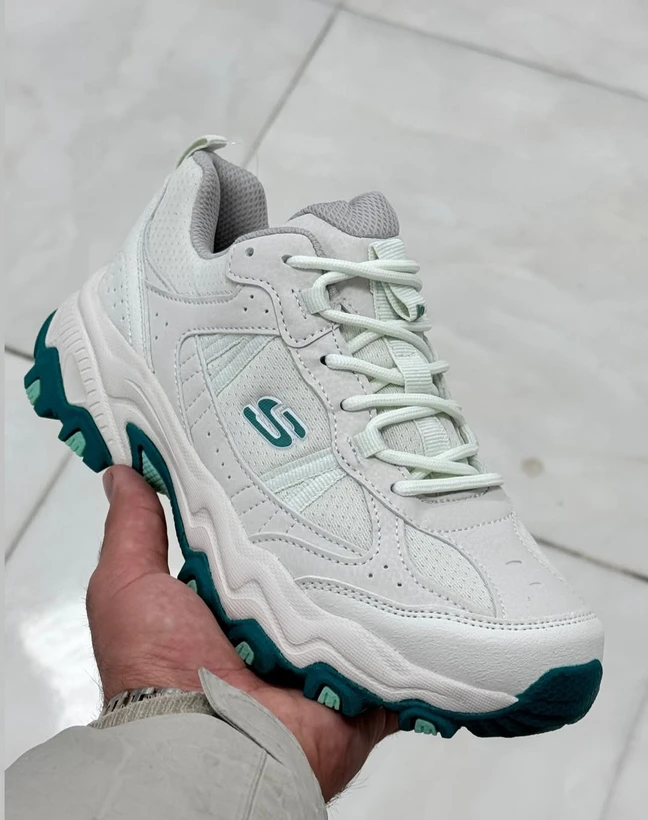 کتونی اسپرت اسکیچرز سایز ۳۷ تا ۴۰  Skechers