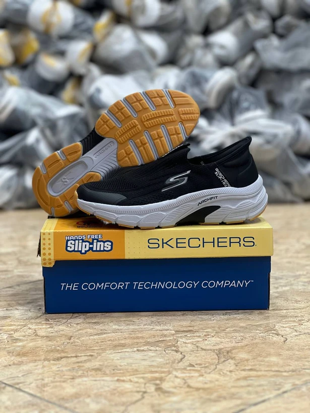 کتونی طبی پیاده روی بدون بند اسکیچرز سایز 40 تا 45  Skechers Slip Ins