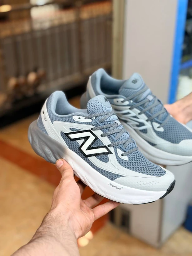کتونی رانینگ و پیاده‌روی نیوبالانس فرش فوم سایز ۴۰ تا ۴۵  New balance Fresh Foam
