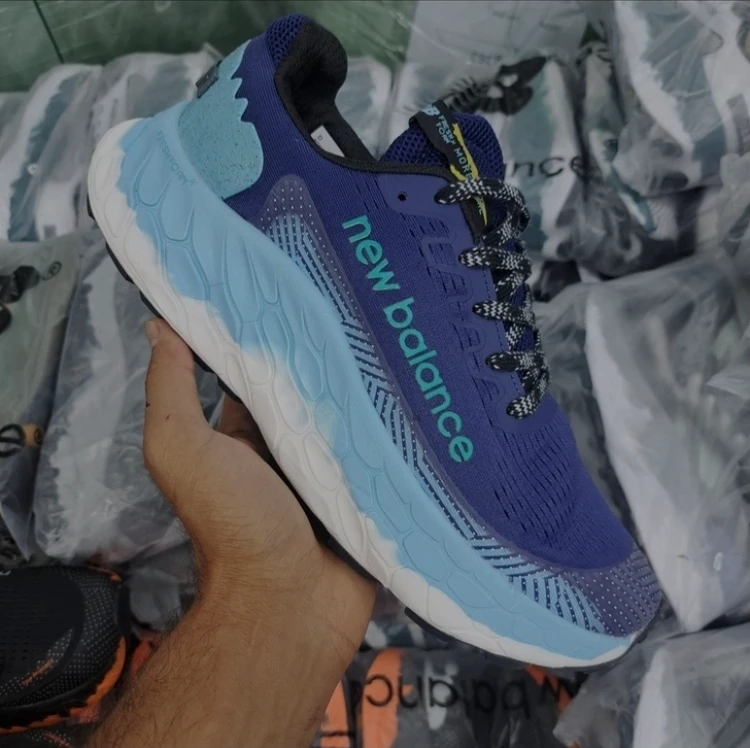 کتونی فرش فوم تریل نیوبالانس وی ۳  سایز ۴۰ تا ۴۵  New balance fresh foam x more trail v3