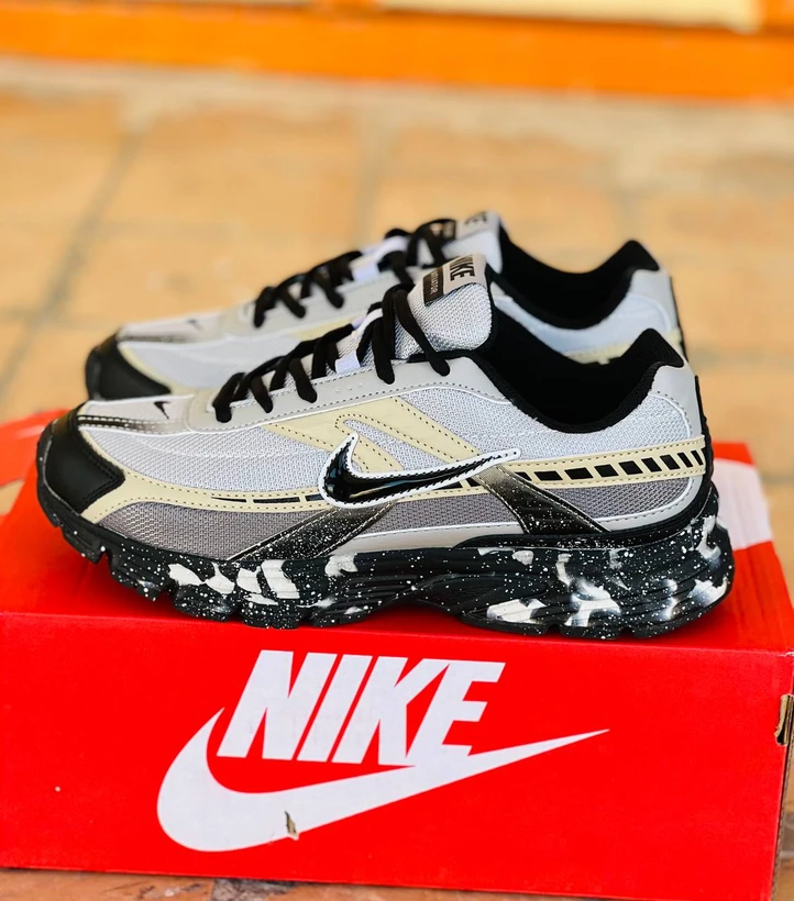کتونی رانینگ اسپرت نایک انیتیتاتور سایز 40 تا 45  Nike Initiator