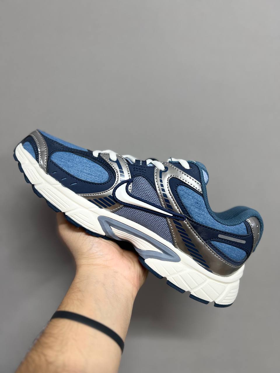 کتونی نایک V5 RNR سایز 41 تا 45 NIKE V5 RNR