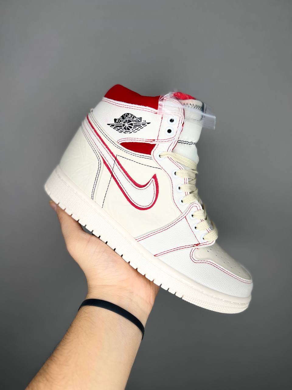 کتونی نایک ایر جردن وان سایز 37 تا 40 NIKE AIR JORDAN 1 HIGH