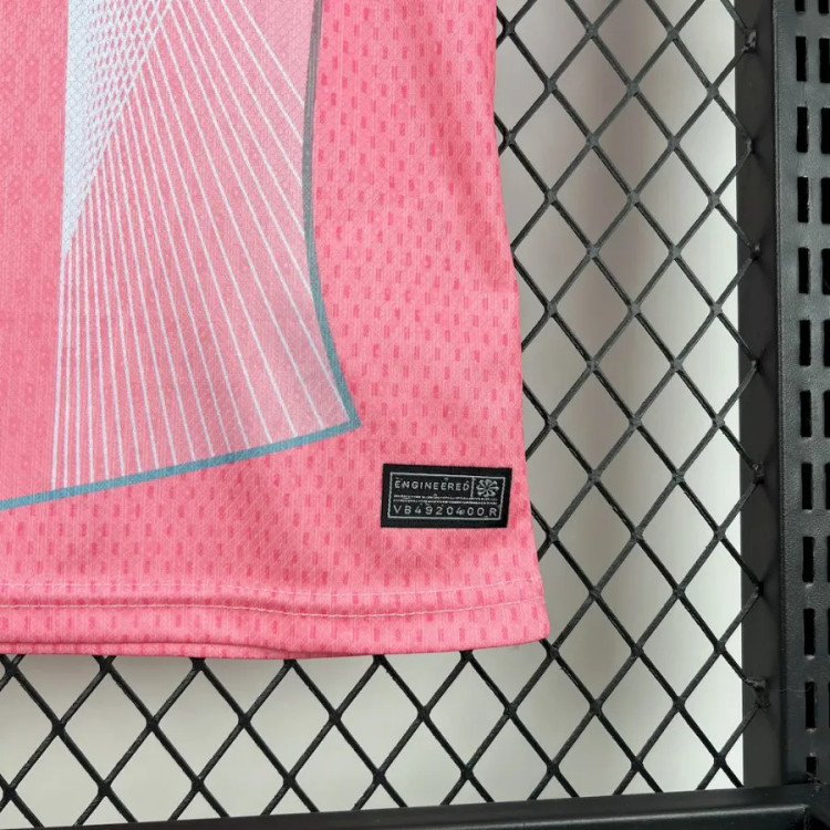 تیشرت کیت کانسپت بارسلونا صورتی بچه گانه نایک اسپاتیفای 2025/26 سایز 20 تا 30 BARCELONA NIKE 2025/26
