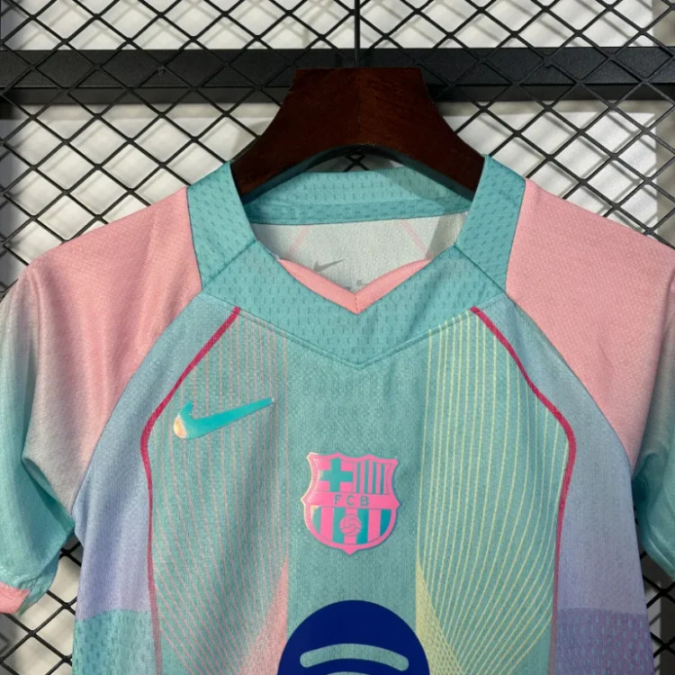تیشرت کیت کانسپت بارسلونا آبی صورتی بچه گانه نایک اسپاتیفای 2025/26 سایز 20 تا 30 BARCELONA NIKE 2025/26