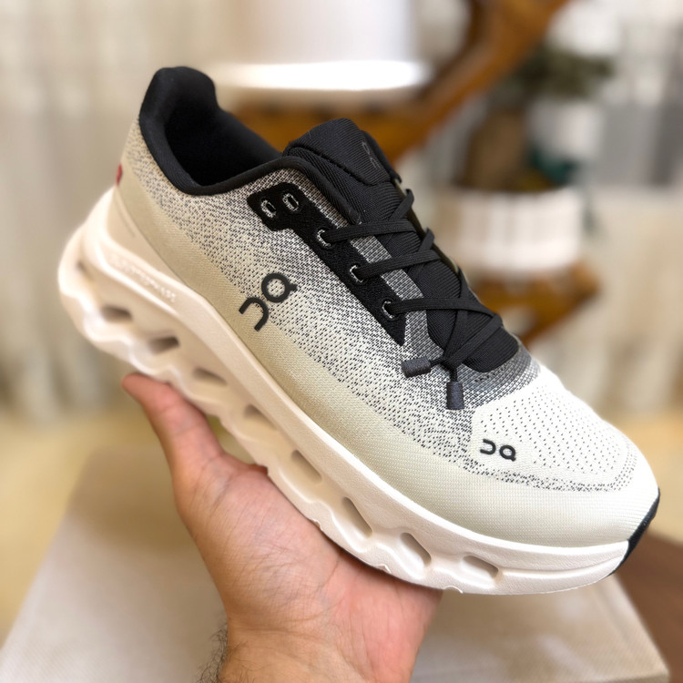 کتونی آن رانینگ کلود تیت سایز ۳۷ تا ۴۱ On running cloud tit