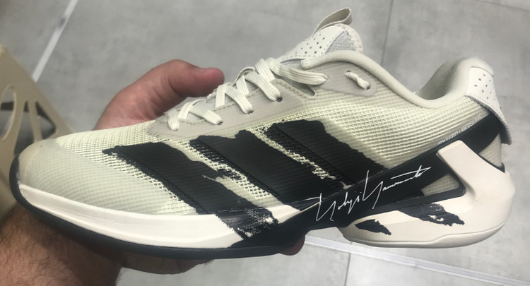 کتونی تنیس آدیداس خاک رس /آل کورت آدیزیرو سایز ۴۱ تا ۴۶ Adidas Adizero Ubersonic 5