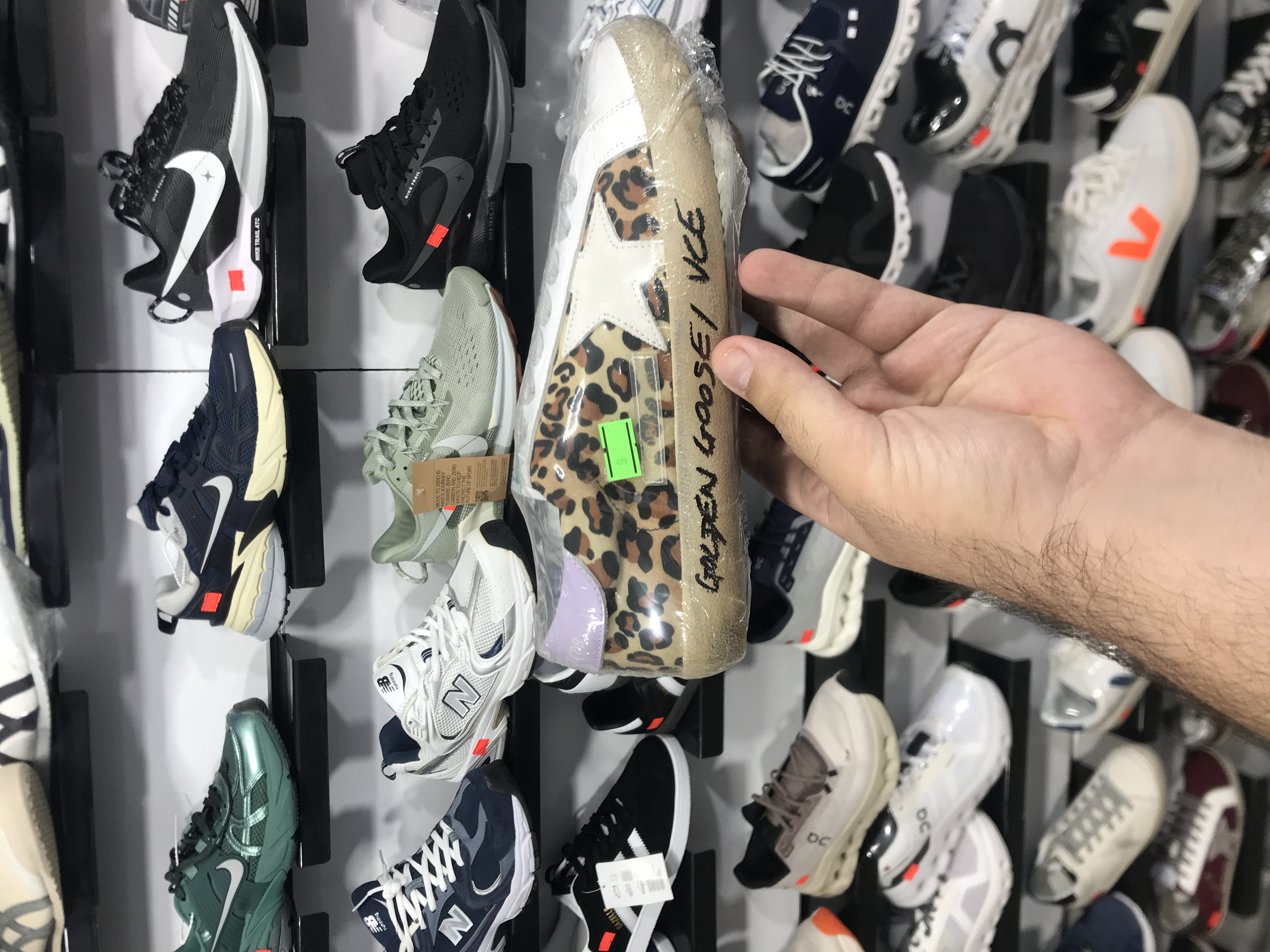 کتونی گلدن گوس سایز ۳۷ تا ۴۰ Golden Goose