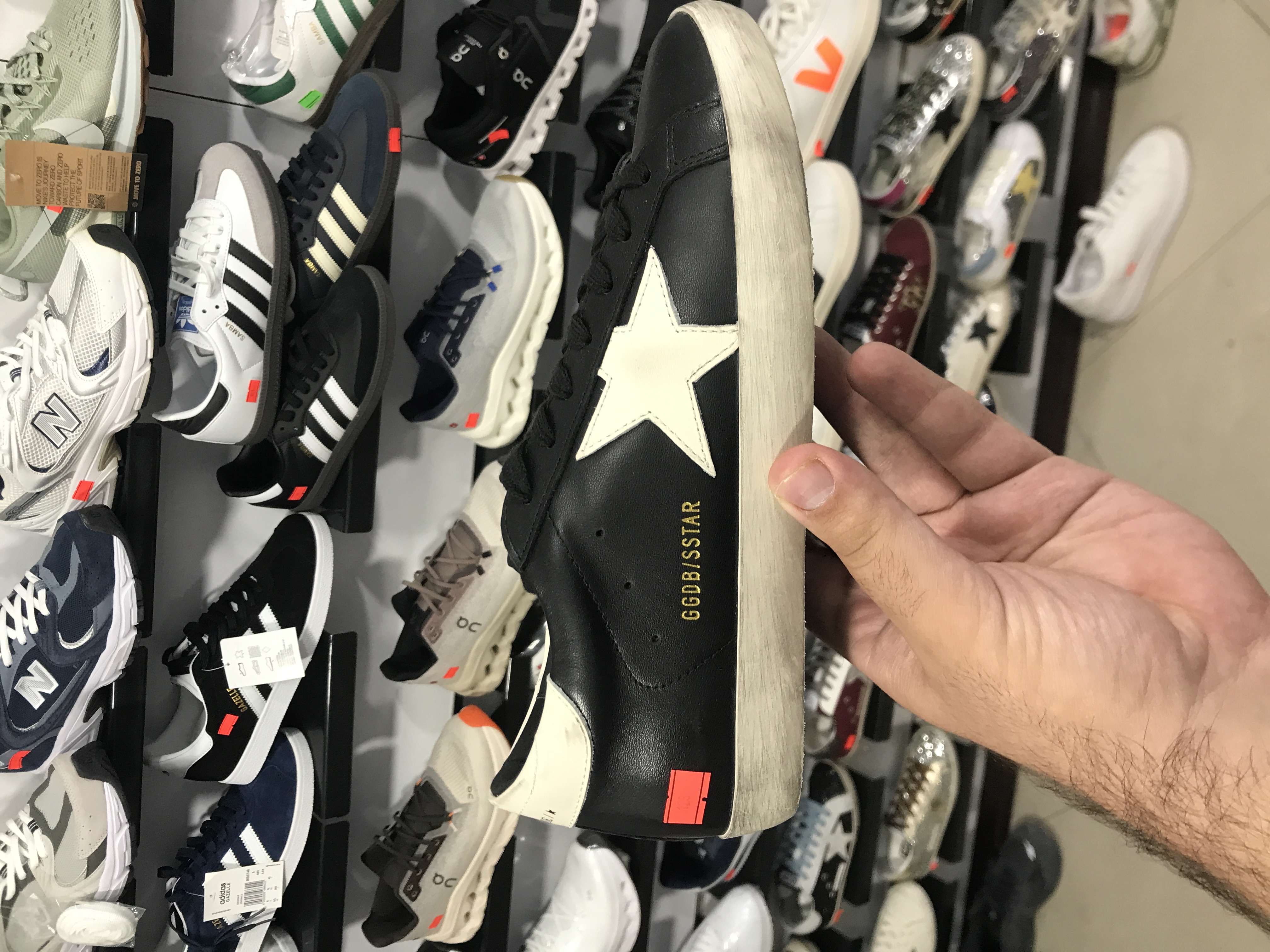 کتونی گلدن گوس سایز ۳۷ تا ۴۰ Golden Goose