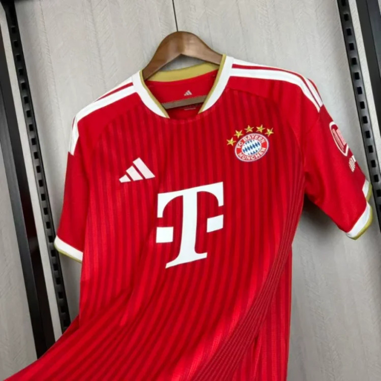 تیشرت کیت فوتبالی آدیداس بایرن مونیخ اول قرمز سایز S تاADIDAS BAYERN MUNCHEN 2XL