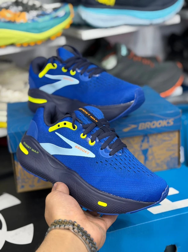 کتونی رانینگ بروکس گاست مکس سایز 36 تا 45 آبی کاربنی BROOKS GHOST MAX