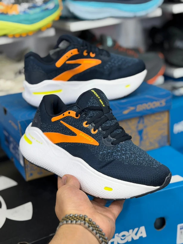 کتونی رانینگ بروکس گاست مکس سایز 36 تا 45 BROOKS GHOST MAX