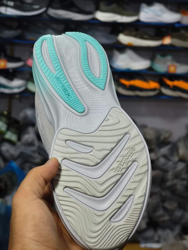 کتونی اسکیچرز هایپربرست کربن سایز 37 تا 40 طوسی سبزآبی Skechers Hyper Burst Carbon