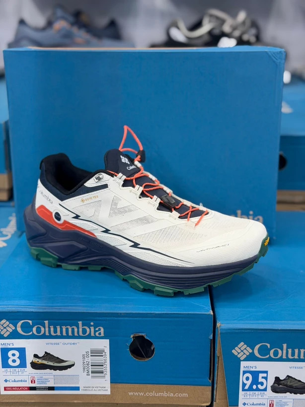 کتونی تراکینگ و تریل گورتکس کلمبیا سایز ۴۰ الی ۴۵ سفید آبی نارنجی COLUMBIA OUTDRY