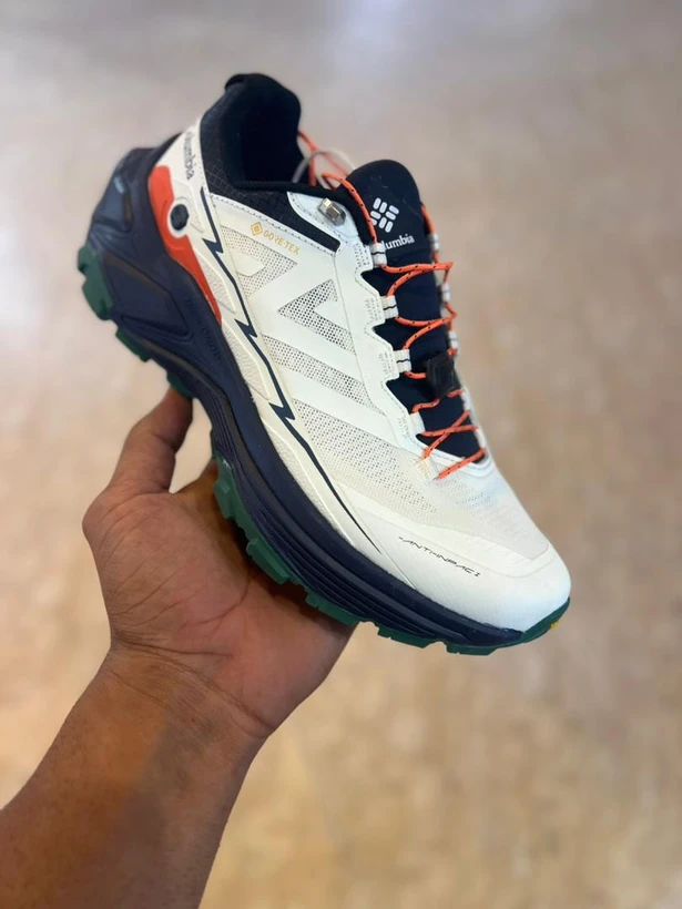 کتونی تراکینگ و تریل گورتکس کلمبیا سایز ۴۰ الی ۴۵ سفید آبی نارنجی COLUMBIA OUTDRY