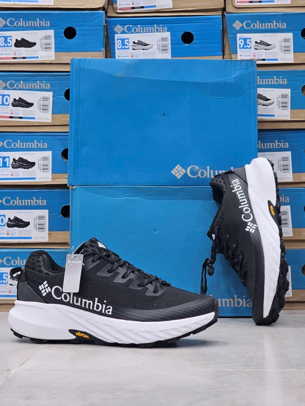 کتونی کلمبیا ضد آب گورتکس سایز 40 الی 45 مشکی سفید Columbia waterproof