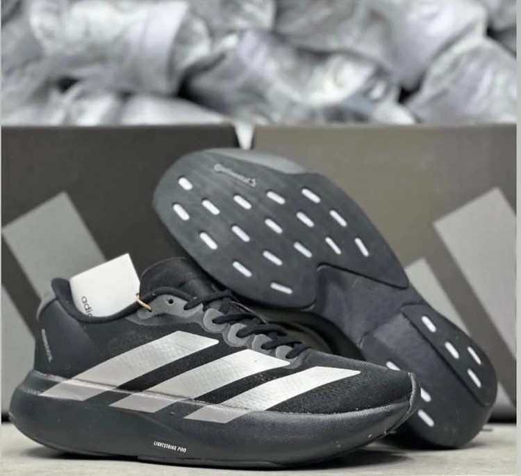 آدیداس آدی زیرو پرو ۴ سایز 38 تا 45 مشکی نقره ای Adidas adizero pro 4