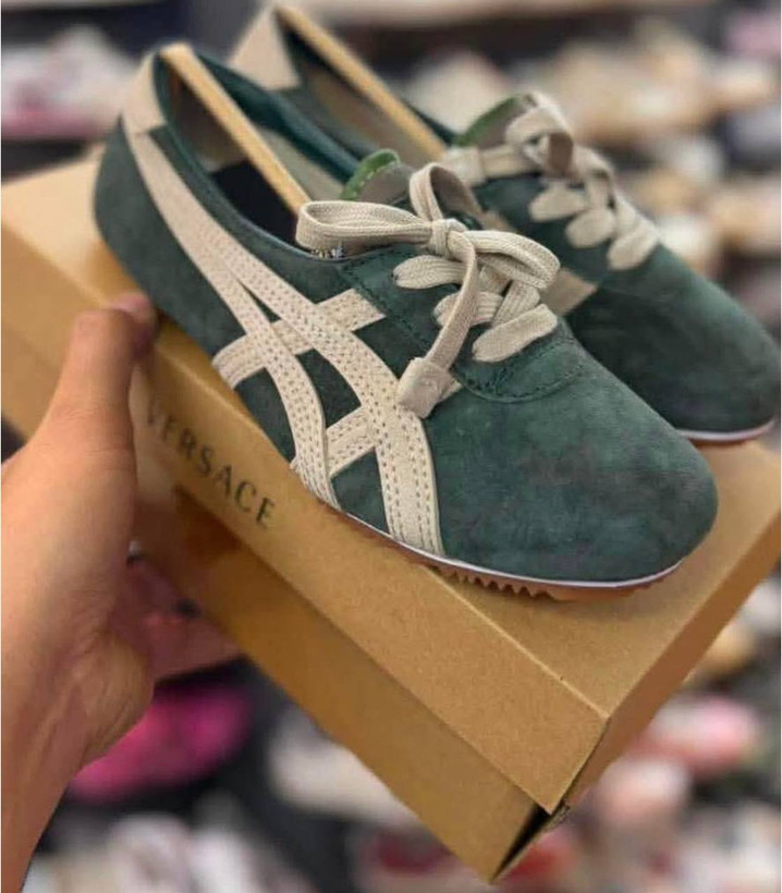 کتونی اسیکس ورساچه اونیتسوکا تایگر سبز تیره سایز 37 تا 40 ASICS VERSACE ONITSUKA TIGER