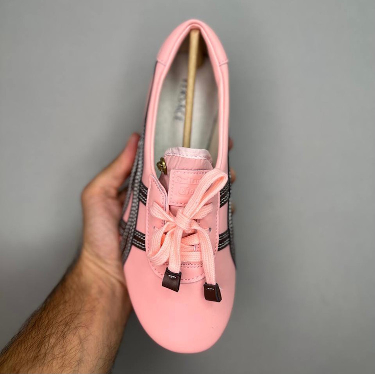 کتونی اسیکس ورساچه اونیتسوکا تایگر صورتی سرخابی سایز 37 تا 40 ASICS VERSACE ONITSUKA TIGER