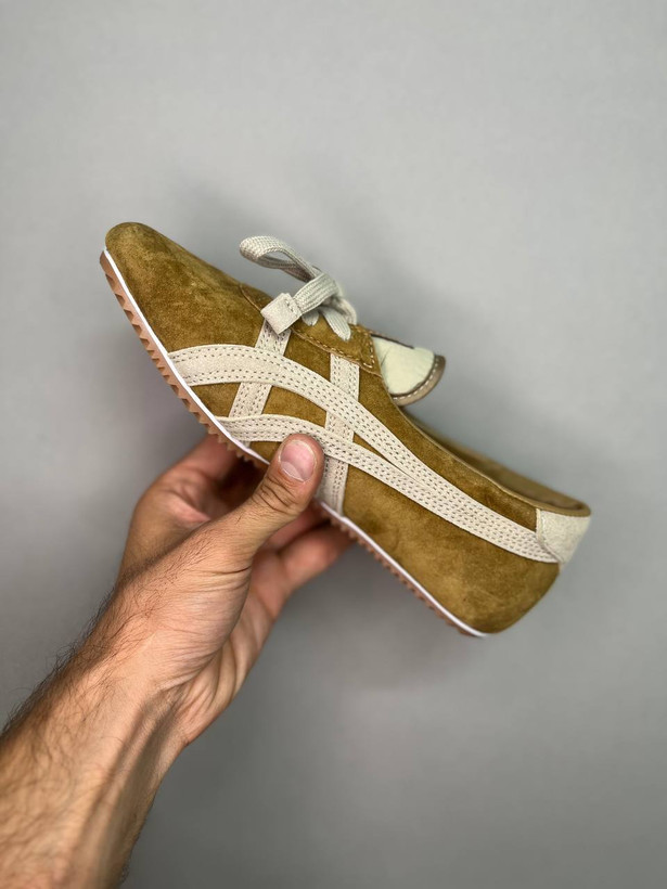 کتونی اسیکس ورساچه اونیتسوکا تایگر بژ کرم سایز 37 تا 40 ASICS VERSACE ONITSUKA TIGER